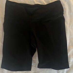 Old Navy workout shorts Size M